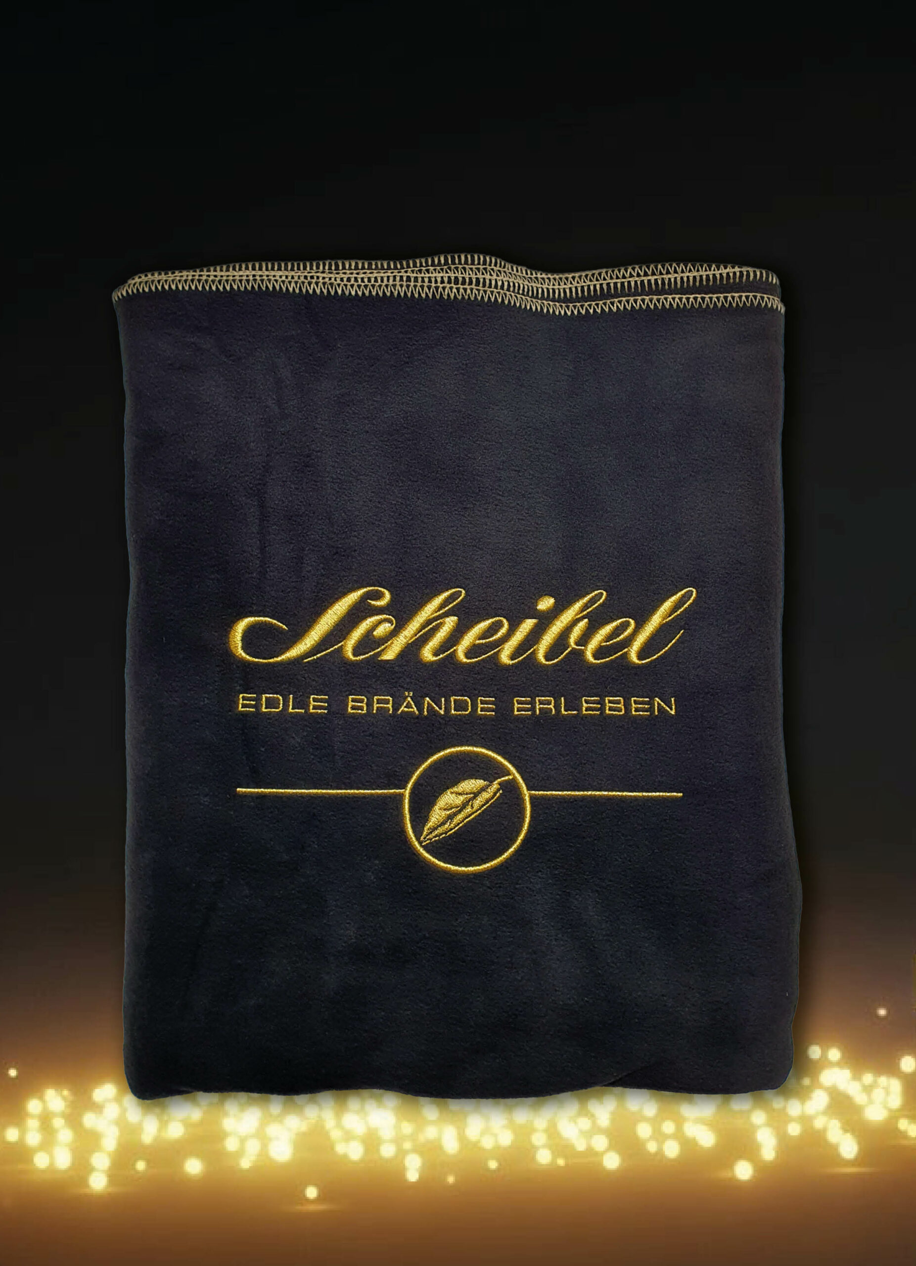 emill-scheibel-kuscheldecke-debbich-schwarz-gold-limitiert image 4